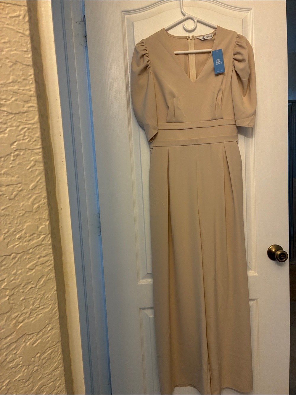 Cupshe Beige V-Neck Midi Dress with Puff Sleeves